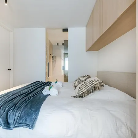 Luxurious 2 Bedroom In
